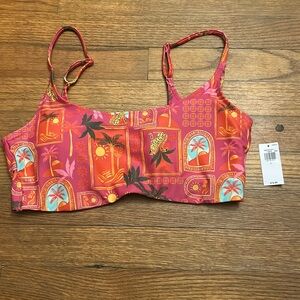 Cute bathing suit top from Old Navy never worn!